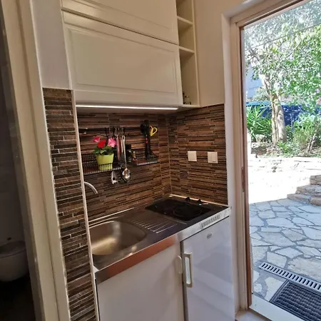 Bella Mit Balkon Und Terrasse In By Interhome Apartman Nečujam